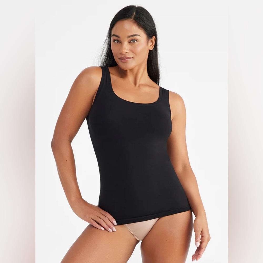 Yummie Black Shapewear Seamless Smoothing Scoop Shaping Tank Top M/L